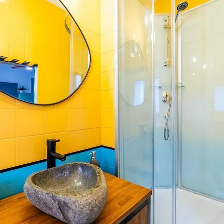 Casa Antoinette-invitation Vintage Au-dessus Du Vieux-port